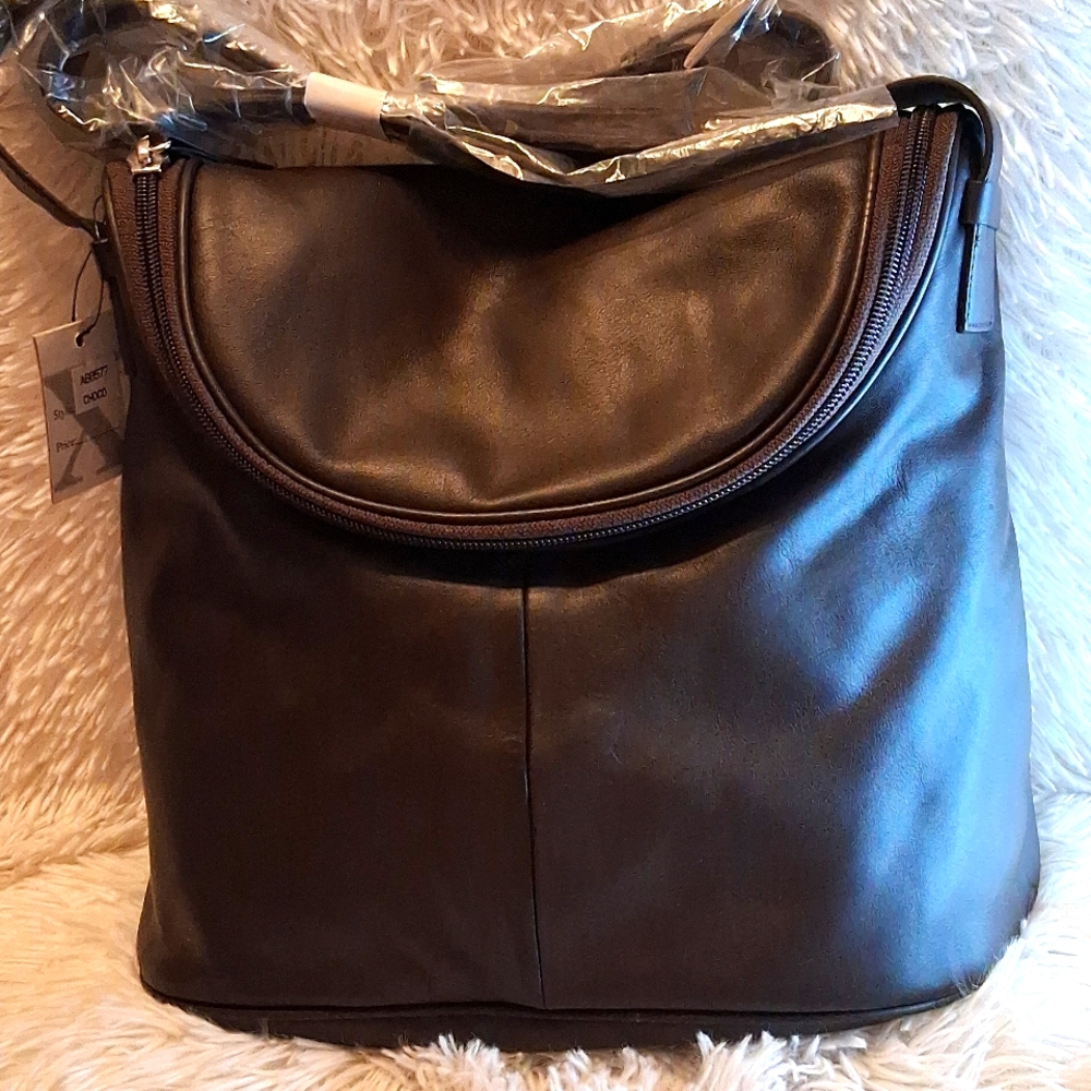 Maxx New York Shoulder Bag